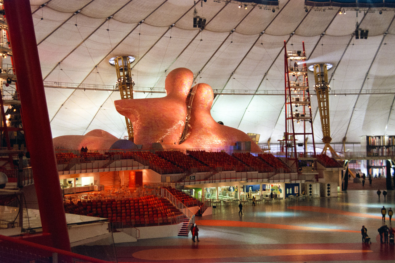 Inside the Millennium Dome: Body zone
