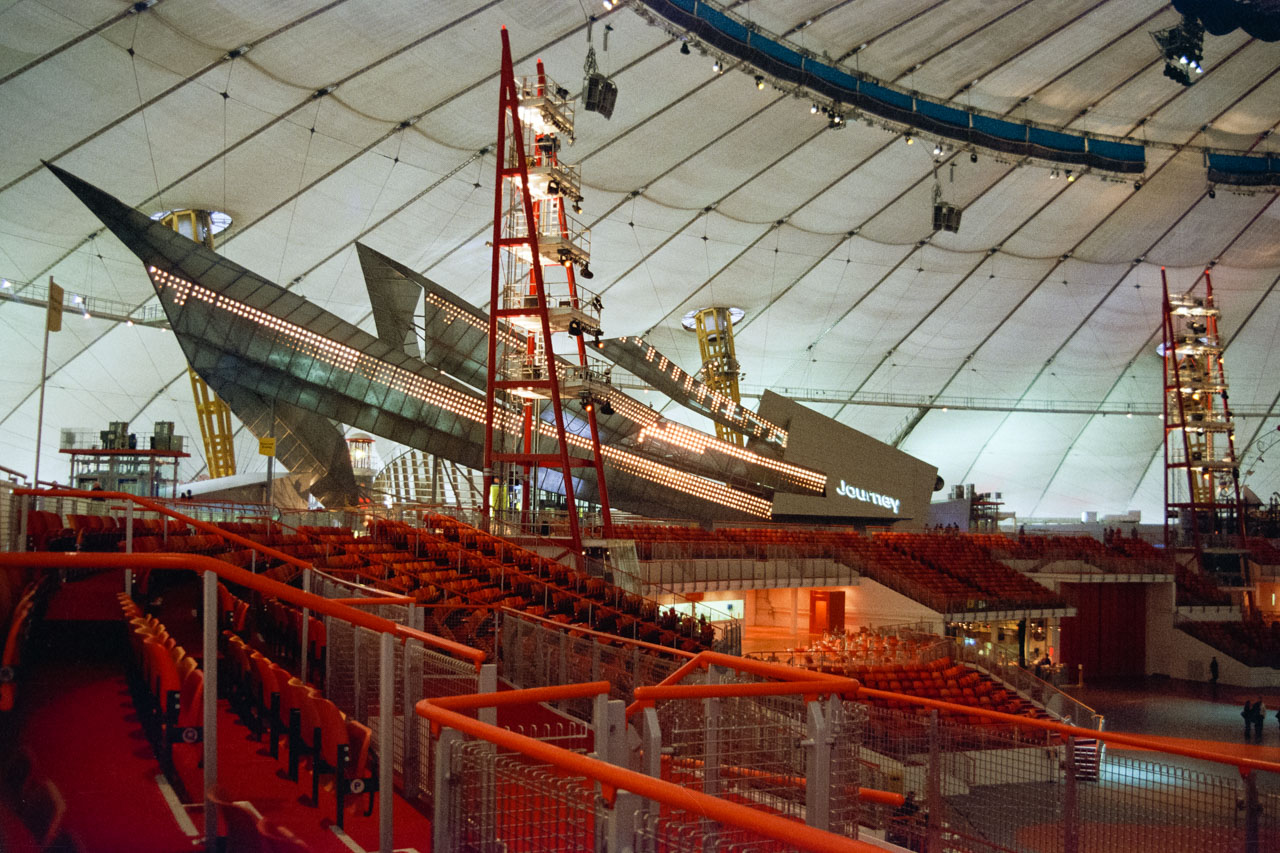 Inside the Millennium Dome: Journey zone