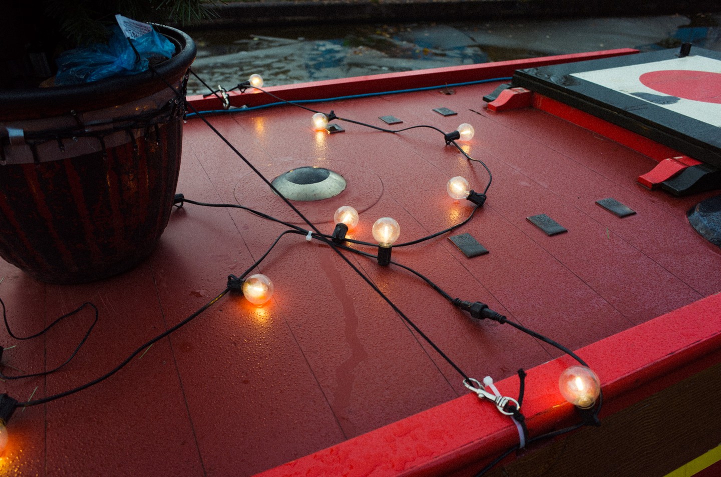 Canal boat lights
-
#abstractphotography #abstract #abstractart #photography #art #abstractphoto #contemporaryart #fineartphotography #minimal #streetphotography #abstractartist #experimentalphotography #photooftheday #artphotography #contemporaryphotography #minimalism #abstractphotoart #abstracts #fineart