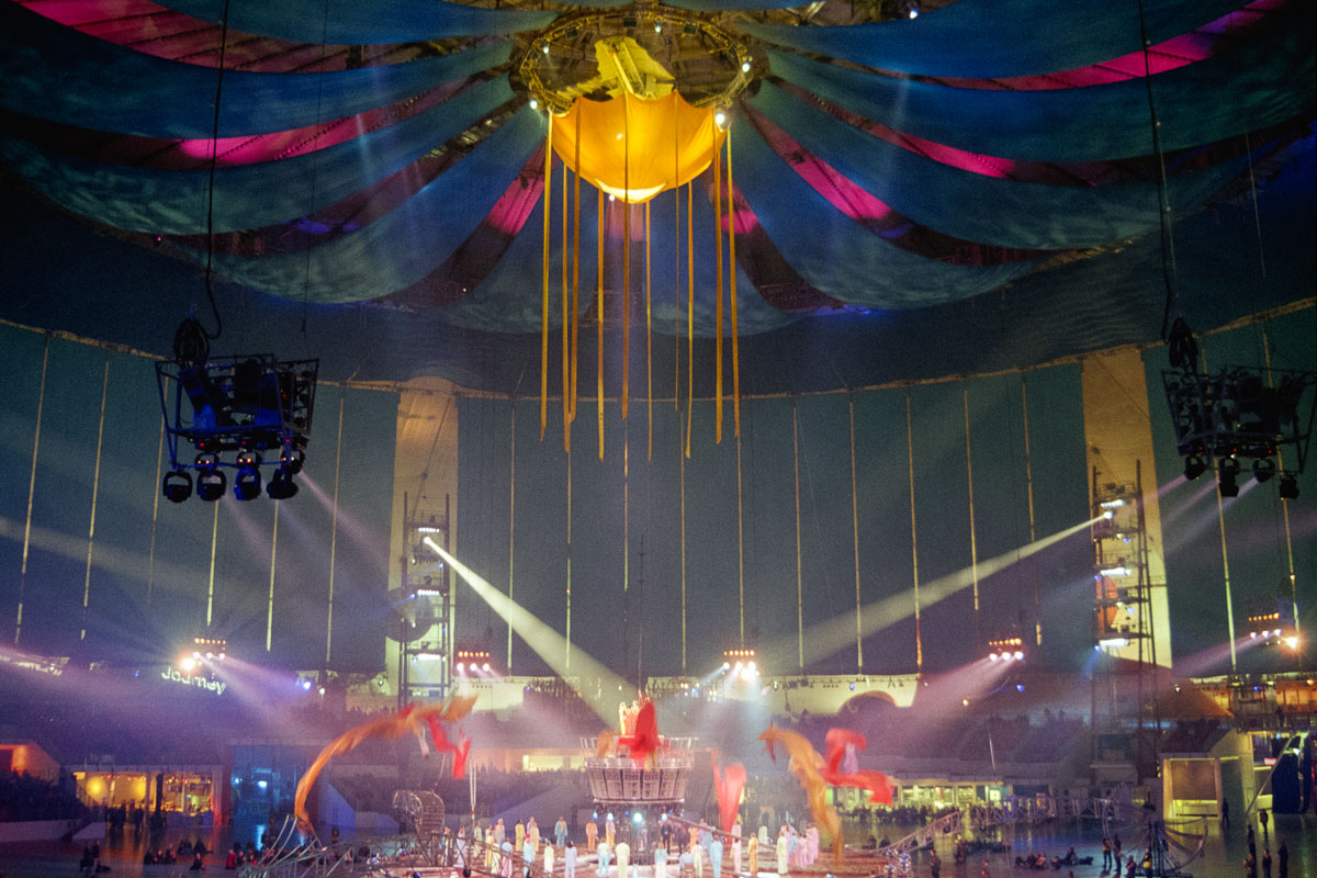 Inside the Millennium Dome: Performance Area