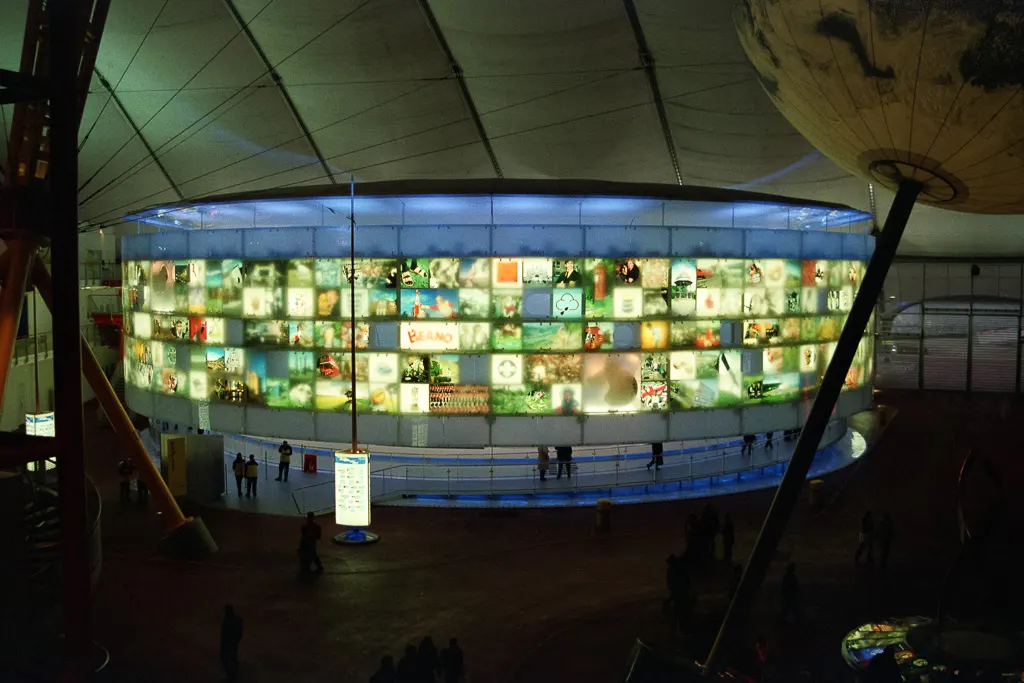 A rotating mosaic of over 400 public-submitted images in the Self-Portrait Zone