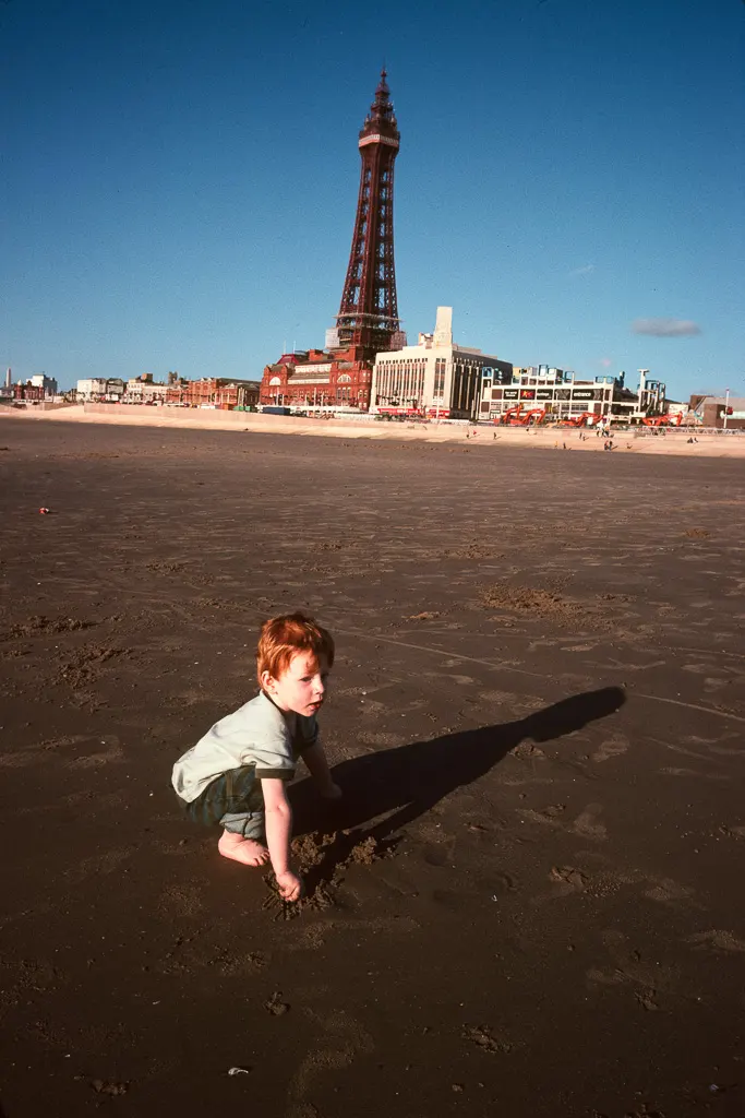 Kodachrome 64: Blackpool Beach